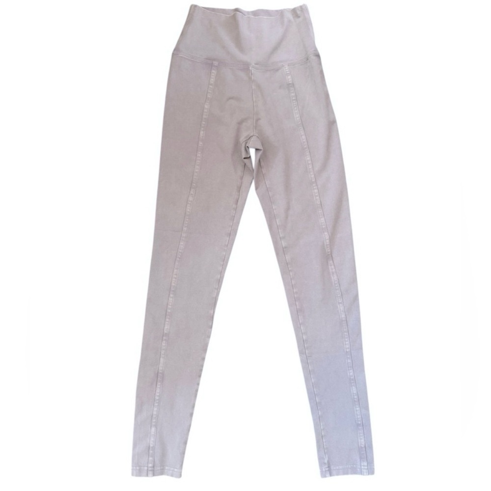 Sz small aerie offline 7/8 
high waist 
long inseam leggings
excellent condition